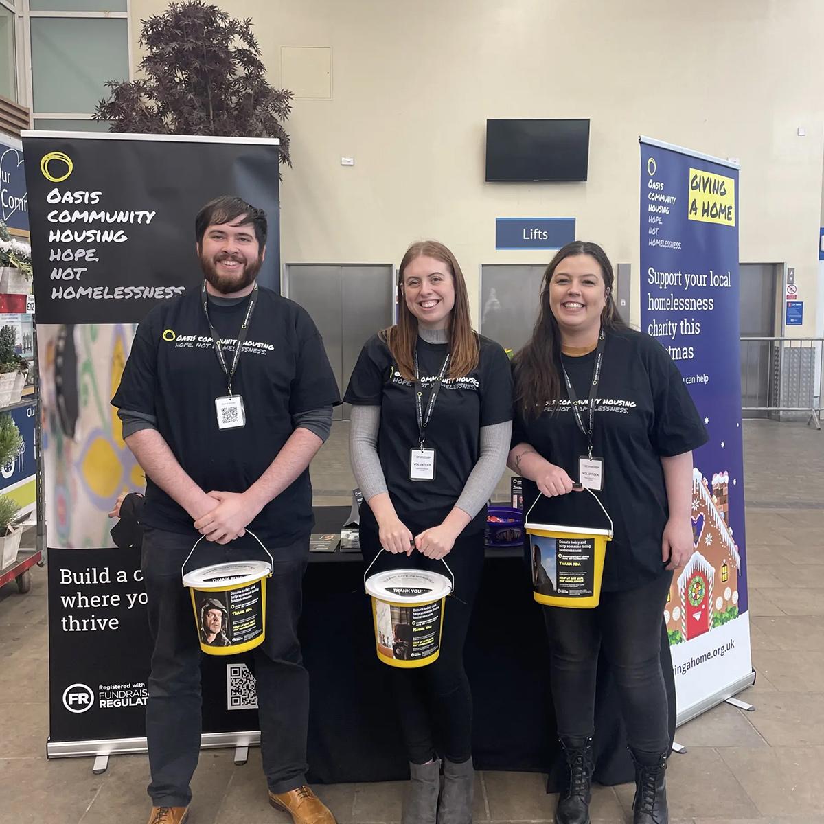 Volunteering by Reed in Partnership co-members at Oasis Community Housing.