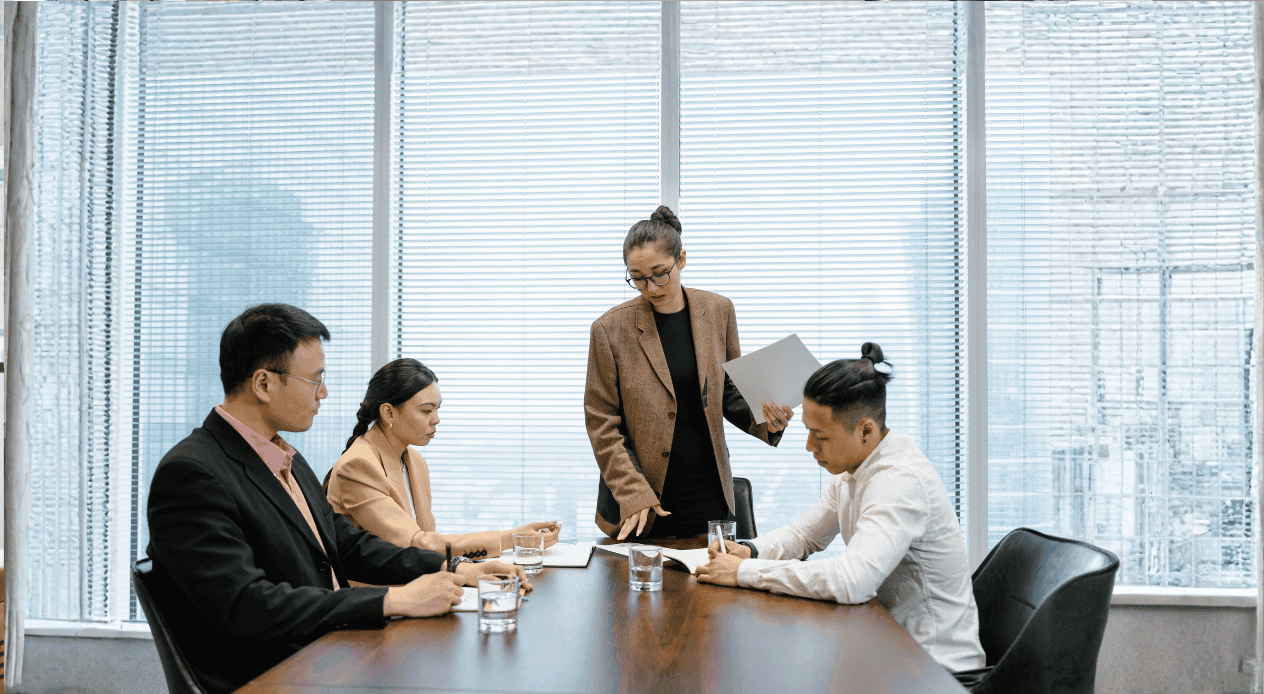 Level 2 Business Administration Apprenticeship: Administration Assistant background